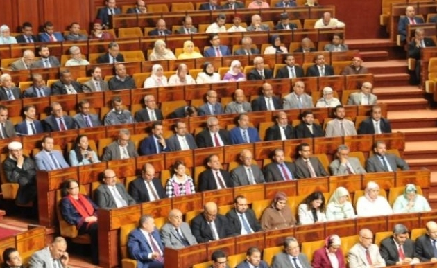 الفريق يُسائل الحكومة عن المخيمات الصيفية والبرامج التربوية خلال صيف 2021