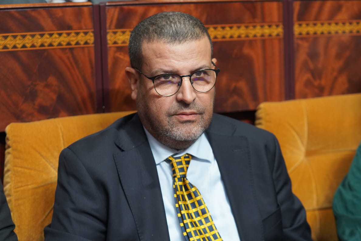 حيكر يحمّل الحكومة مسؤولية التوتر بقطاع التعليم  